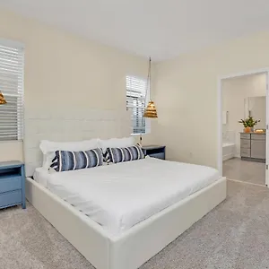 Pool-jacuzzi 6b Near Davenport! Villa